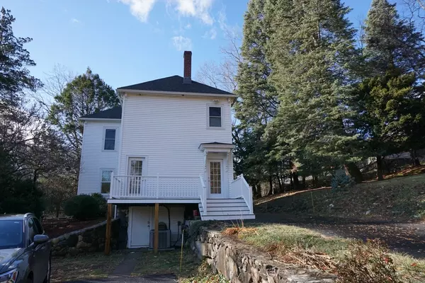 Chelmsford, MA 01824,187 Acton Road #1