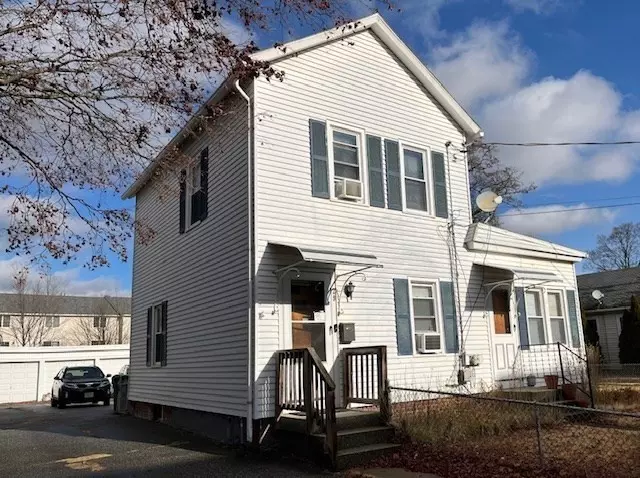 29 Cochran St, Chicopee, MA 01020