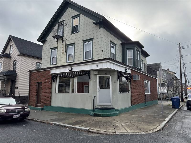 86 Dartmouth St., New Bedford, MA 02740