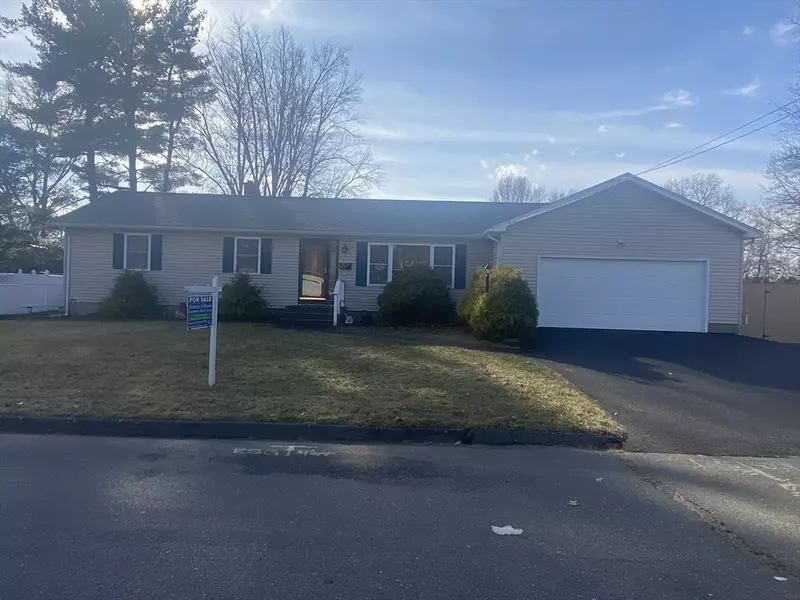 18 Villa Ln, Chicopee, MA 01013