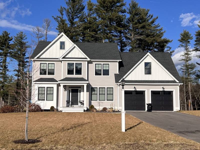 315 Lafayette Ave, Wrentham, MA 02093