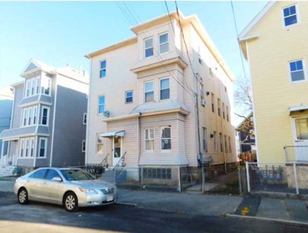 12 Harmony St #2N, New Bedford, MA 02744