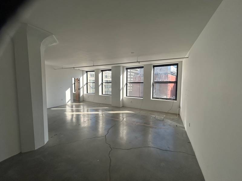 453 Washinton #9B, Boston, MA 02111