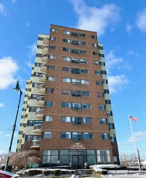 474 Revere Beach Blvd #902, Revere, MA 02151