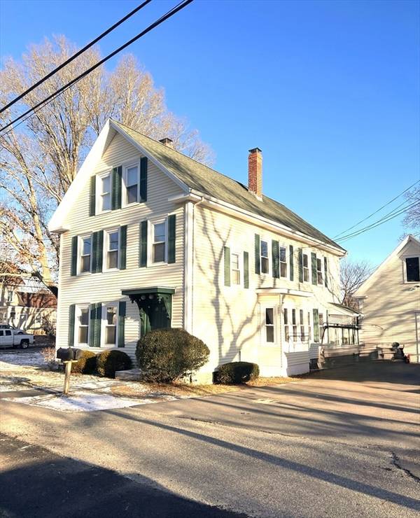 35 School St #2, Middleboro, MA 02346