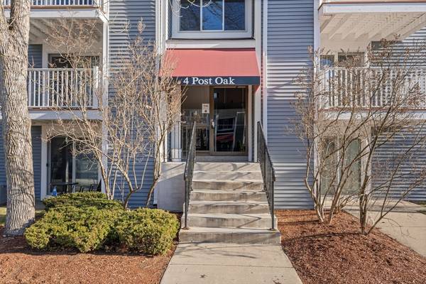 4 Post Oak Ln #21, Natick, MA 01760