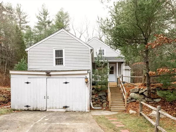 497 Lincoln St, Duxbury, MA 02332