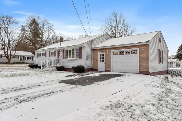 Gardner, MA 01440,15 Donna Ave