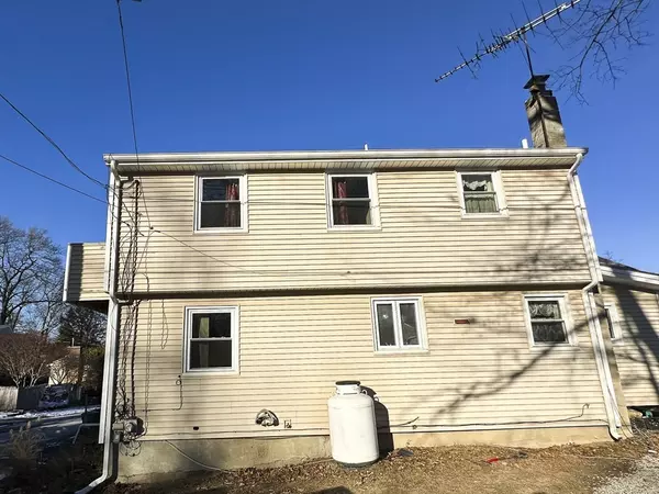 Billerica, MA 01821,27 Beech St