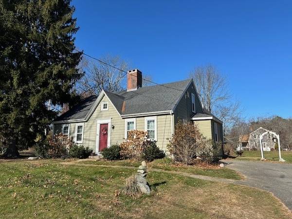 140 Curve St, Bridgewater, MA 02324