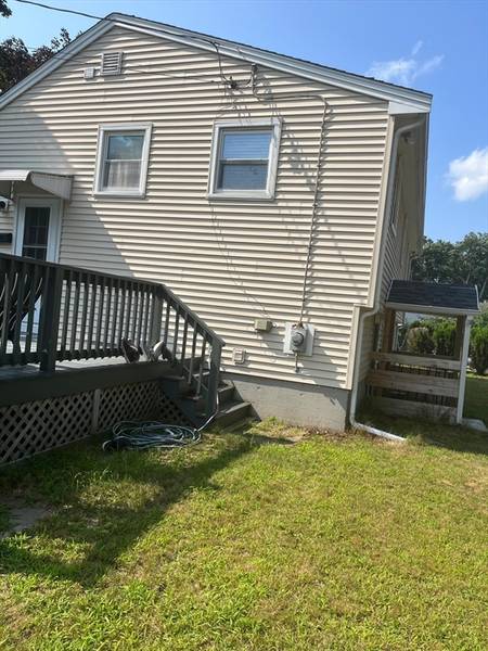 15 Washburn St, Brockton, MA 02301