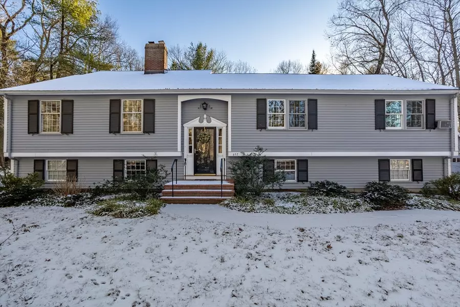 657 Westford Street, Carlisle, MA 01741