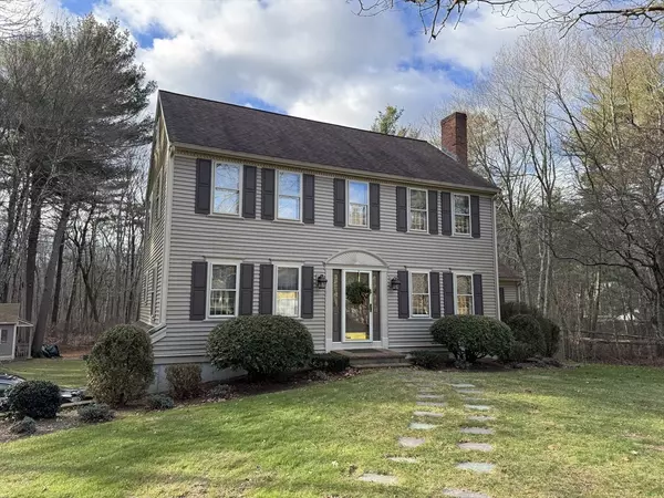 15 Pheasant Run, East Bridgewater, MA 02333