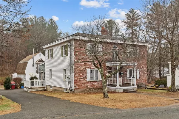 43 Washington St, Groveland, MA 01834