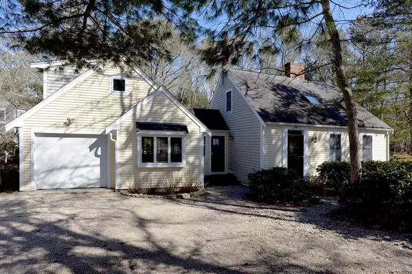 Mashpee, MA 02649,251 Fells Pond Rd