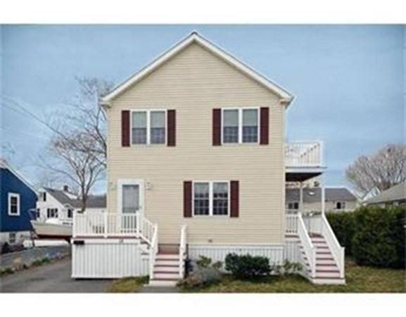 18 D St, Hull, MA 02045