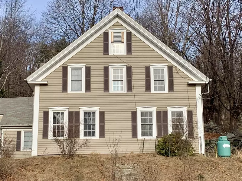 4 Main Street, Ashburnham, MA 01430