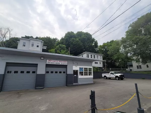 Fitchburg, MA 01420,447 Water St