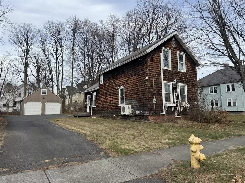 49 Devens St, Greenfield, MA 01301