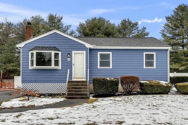 46 Forest St, Franklin, MA 02038