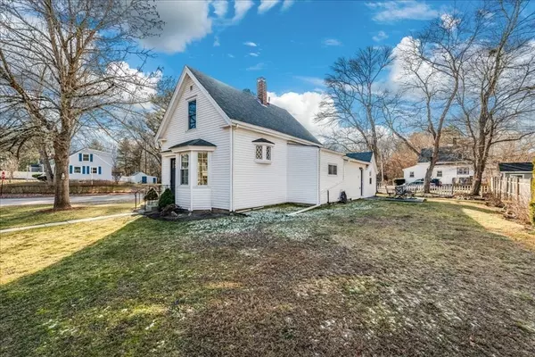 Hanson, MA 02341,318 Pleasant St