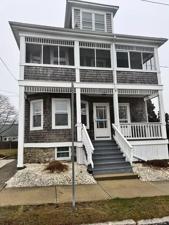 15 Clara St #1, New Bedford, MA 02744