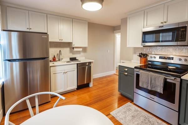 133 Court St #3, Plymouth, MA 02360