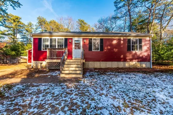 1 Hunter Avenue, Wareham, MA 02538