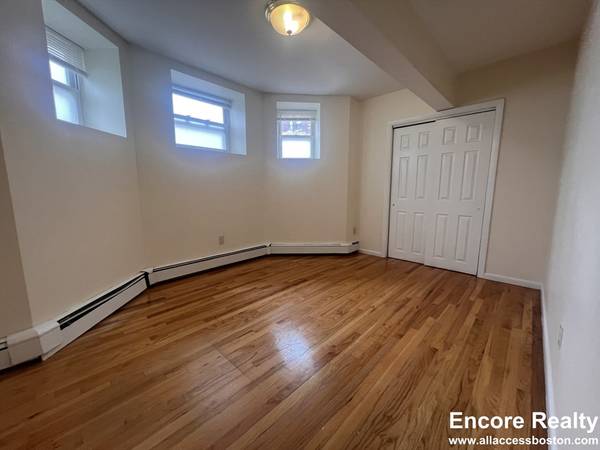 45 Inman St. #B, Cambridge, MA 02139