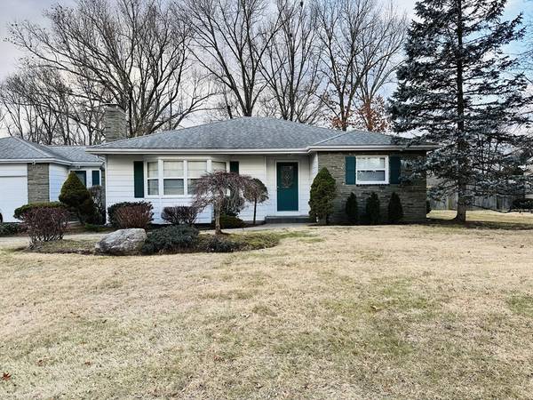 Longmeadow, MA 01106,22 Inverness Ln