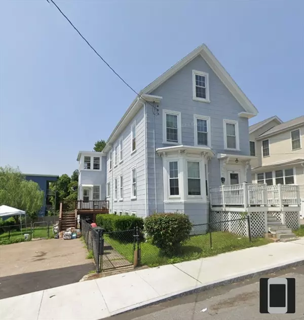 20 Ayer St, Haverhill, MA 01832