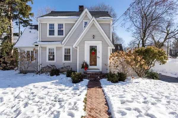 80 Pond St, Westwood, MA 02090