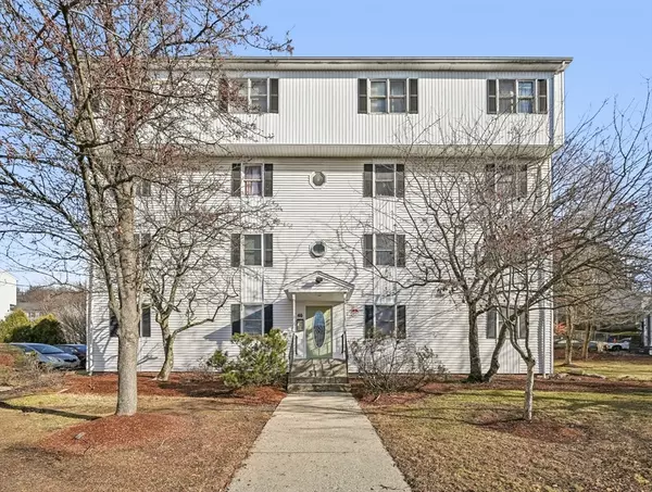 48 Gibbs St #1D, Worcester, MA 01607