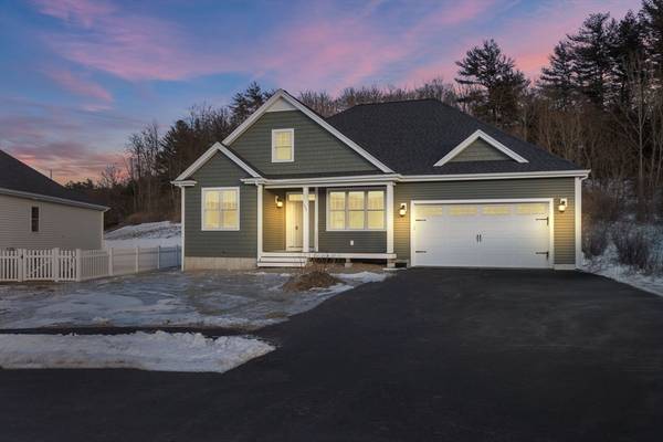 103 Lebaron Blvd., Lakeville, MA 02347