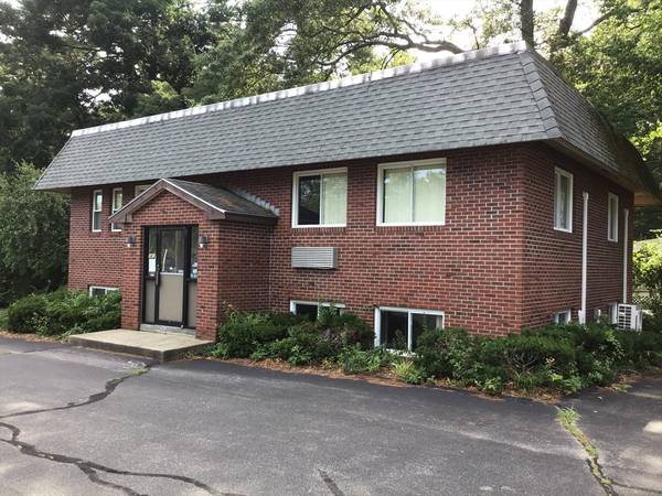 545 Plain St, Marshfield, MA 02050