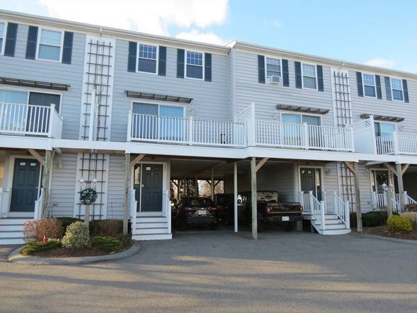 219 Beach Rd #2, Salisbury, MA 01952