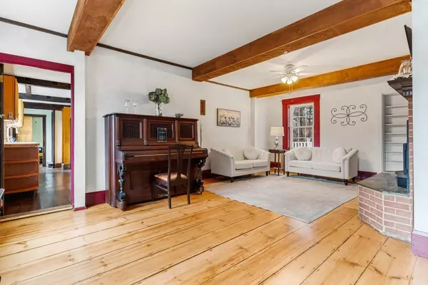 Lunenburg, MA 01462,46 Arbor St
