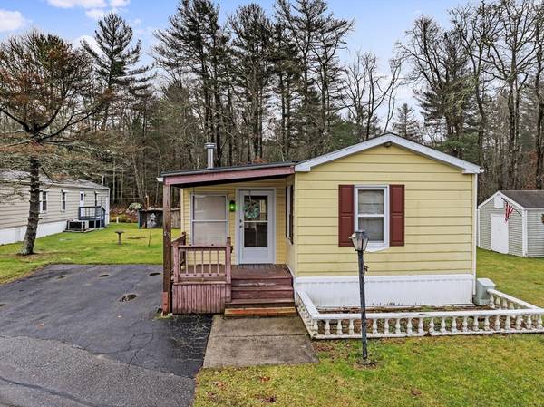 43 Clems,  Acushnet,  MA 02743