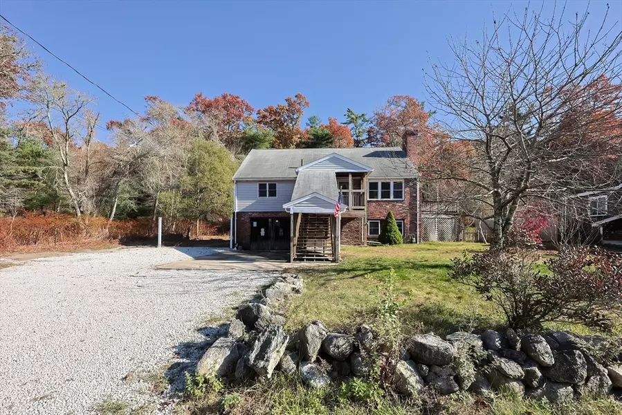 77 Buzzards Bay Drive, Plymouth, MA 02360