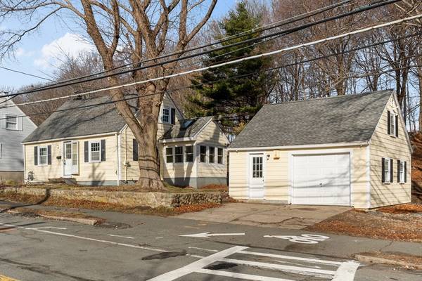 21 Bridge St, Beverly, MA 01915