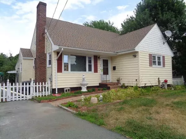 79 Sycamore St., Swansea, MA 02777