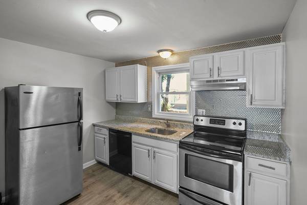 104 Choate St #3, Fall River, MA 02723