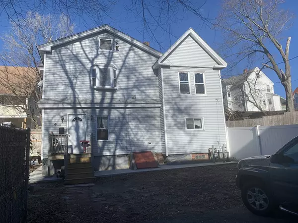 Lawrence, MA 01841,4 Arlitt Ct