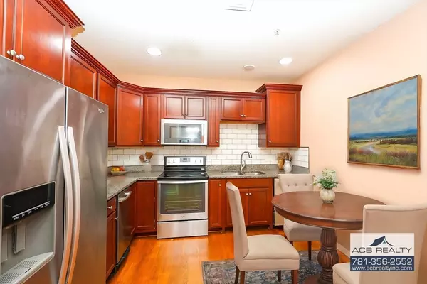 Weymouth, MA 02190,130 Trotter Road #1307