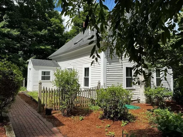 375 Main St, Norfolk, MA 02056