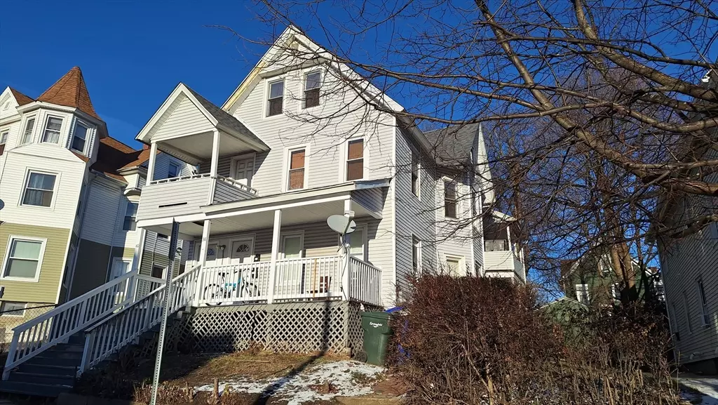 38-40 Webster St, Springfield, MA 01104