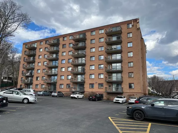 500 Salem St #505, Medford, MA 02155