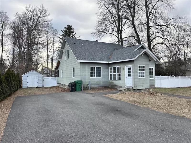 67 Beaudry Ave, Chicopee, MA 01020