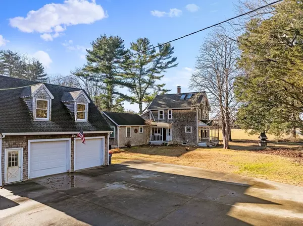 426 Rounseville Rd, Rochester, MA 02770