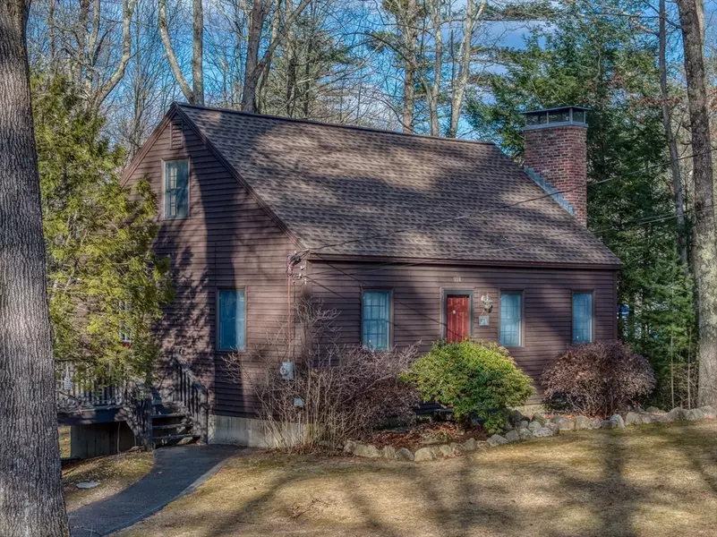 118 Resevoir Rd, Lunenburg, MA 01462